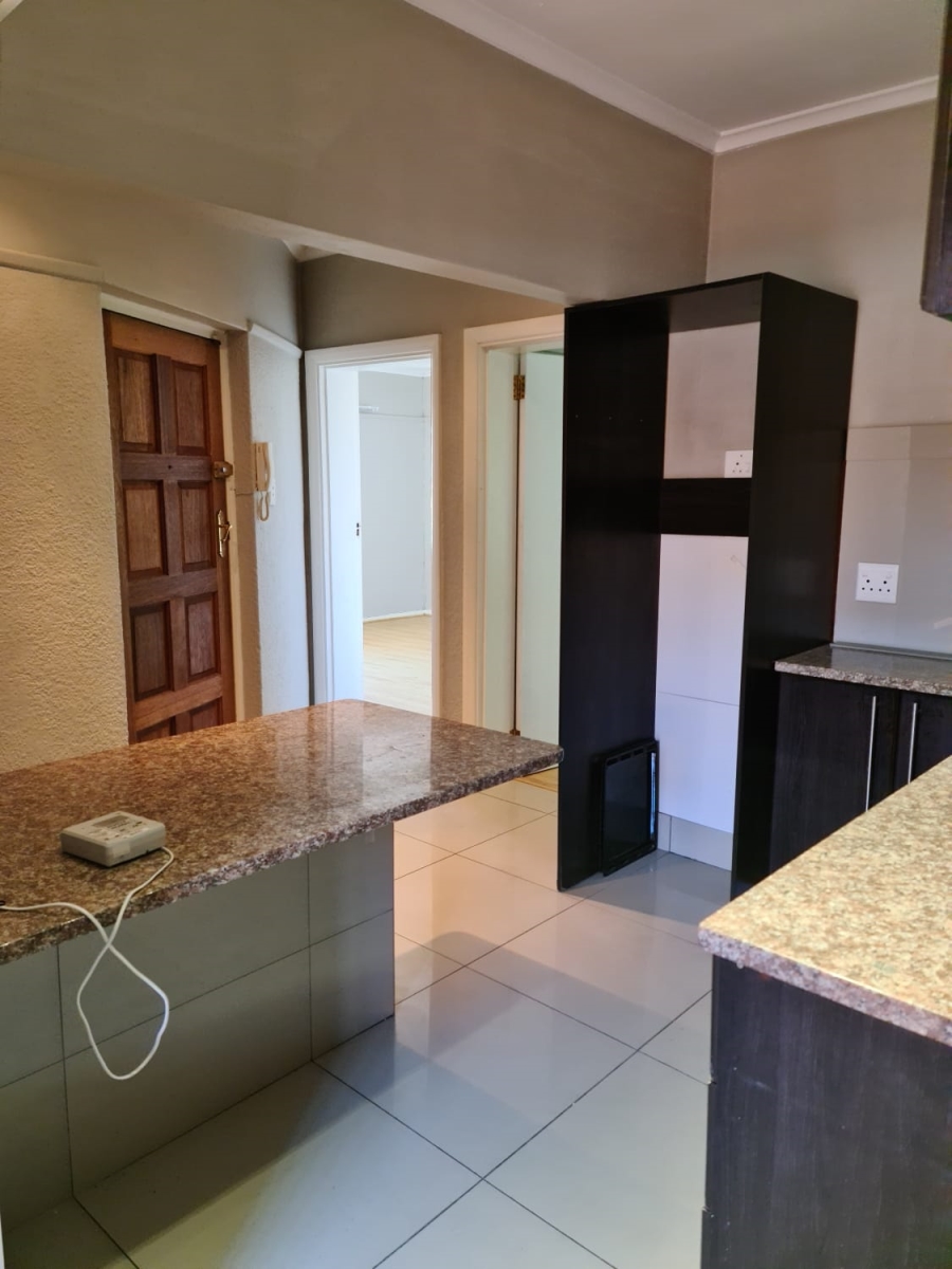 To Let 2 Bedroom Property for Rent in Rosebank Western Cape